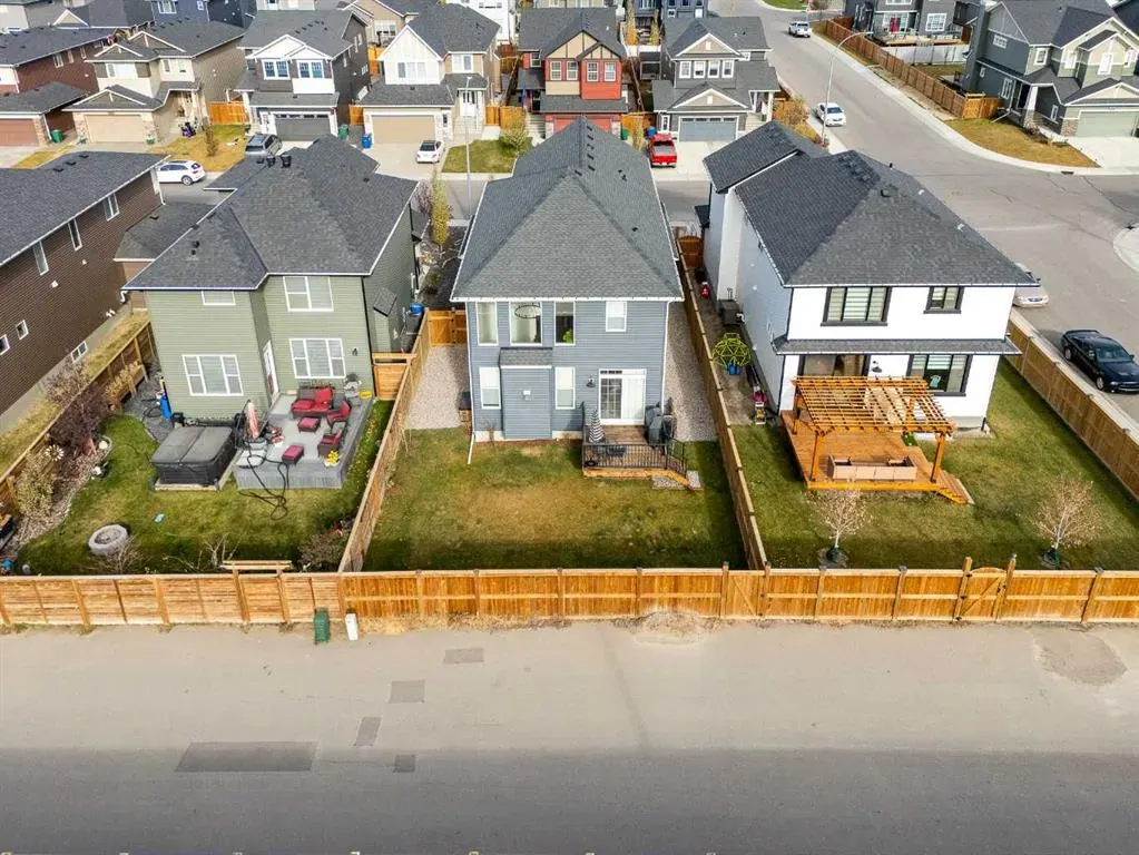 2148 Ravensdun Crescent SE