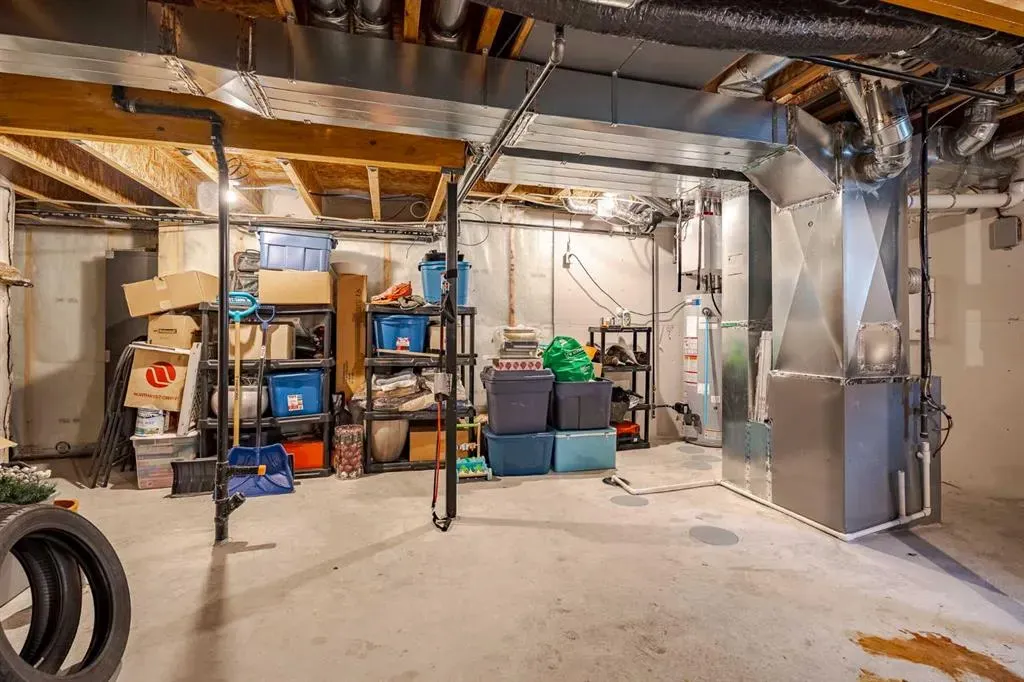 2148 Ravensdun Crescent SE