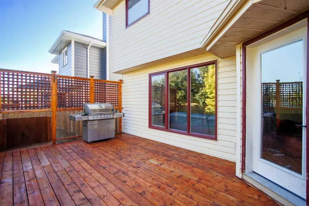 88 Woodford Close SW