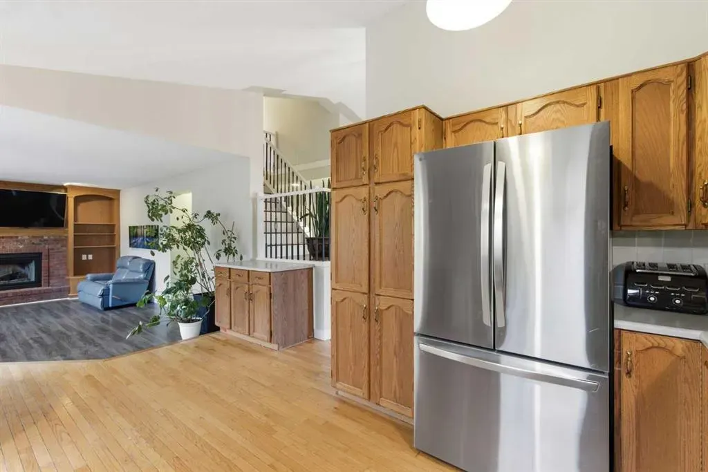 88 Woodford Close SW