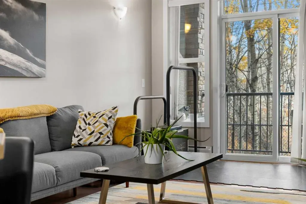 211 Aspen Stone Boulevard SW, #1111