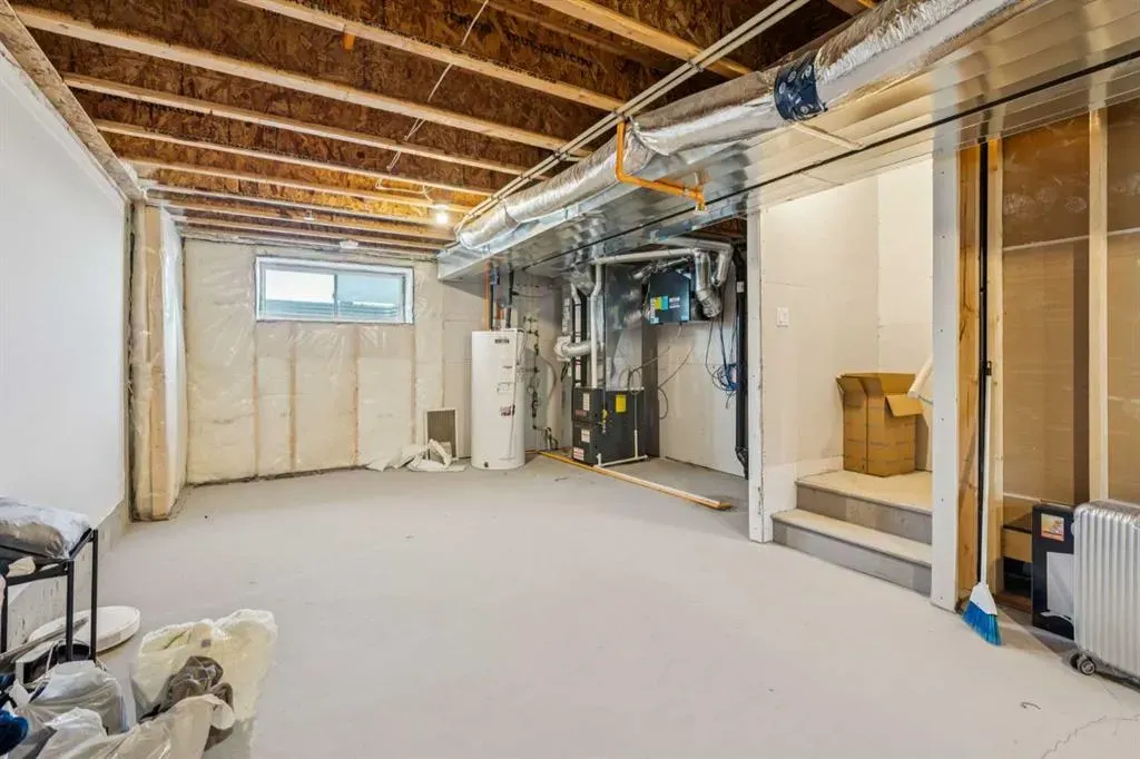 259 Lucas Boulevard NW