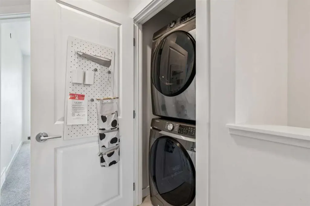 259 Lucas Boulevard NW