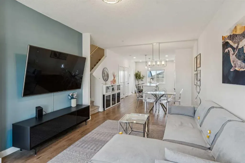 259 Lucas Boulevard NW