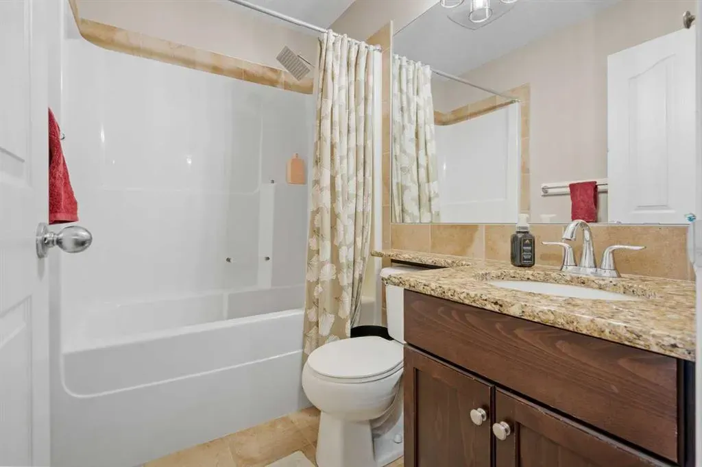 44 Auburn Sound Court SE