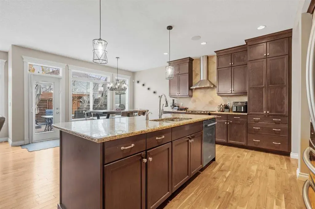 44 Auburn Sound Court SE