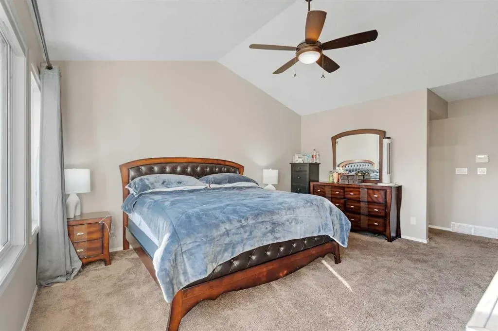 44 Auburn Sound Court SE