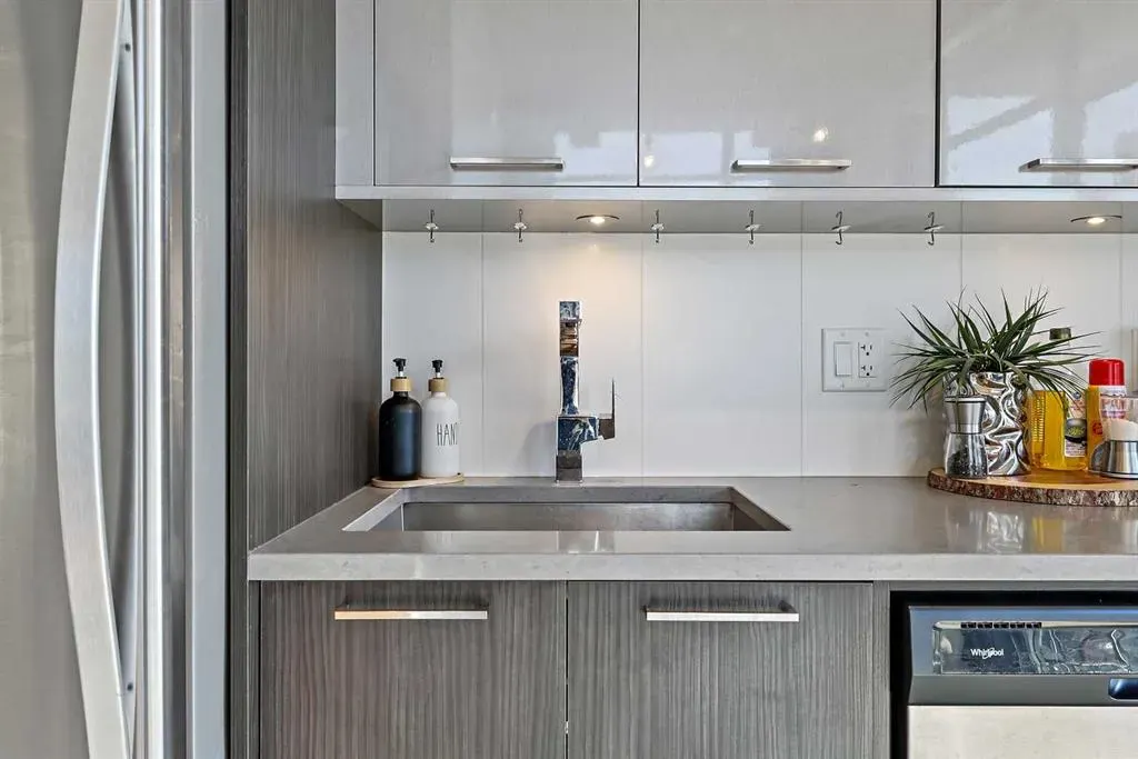 624 8 Avenue SE, #1108