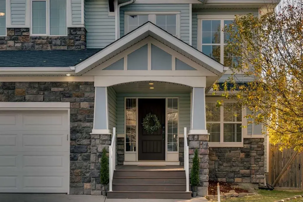 315 Crystal Green Close