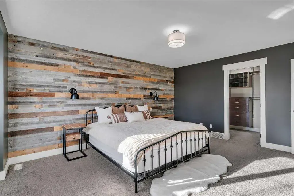 315 Crystal Green Close