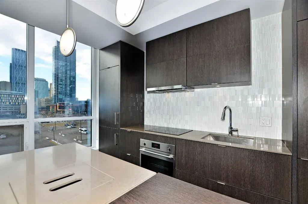 615 6 Avenue SE, #426