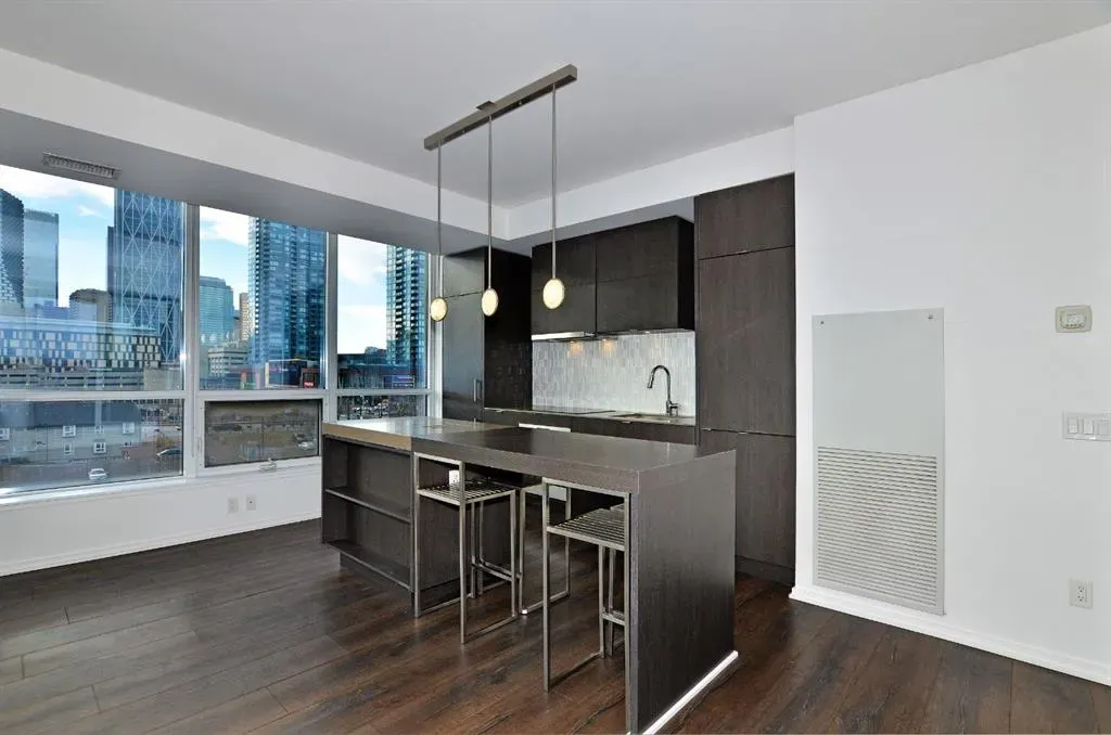 615 6 Avenue SE, #426