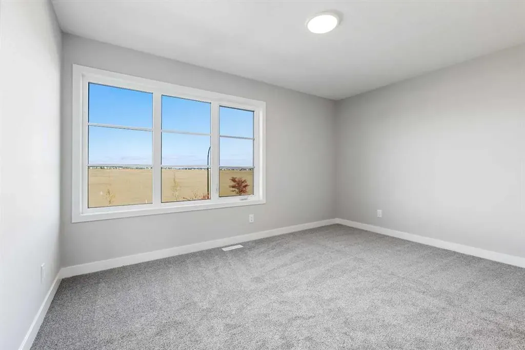 7031 Rangeview Avenue SE