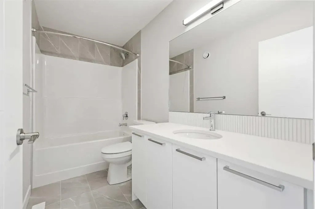 7031 Rangeview Avenue SE