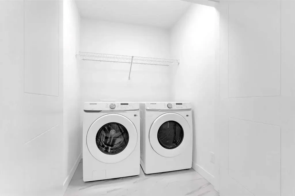 164 Cobblestone Gate SW