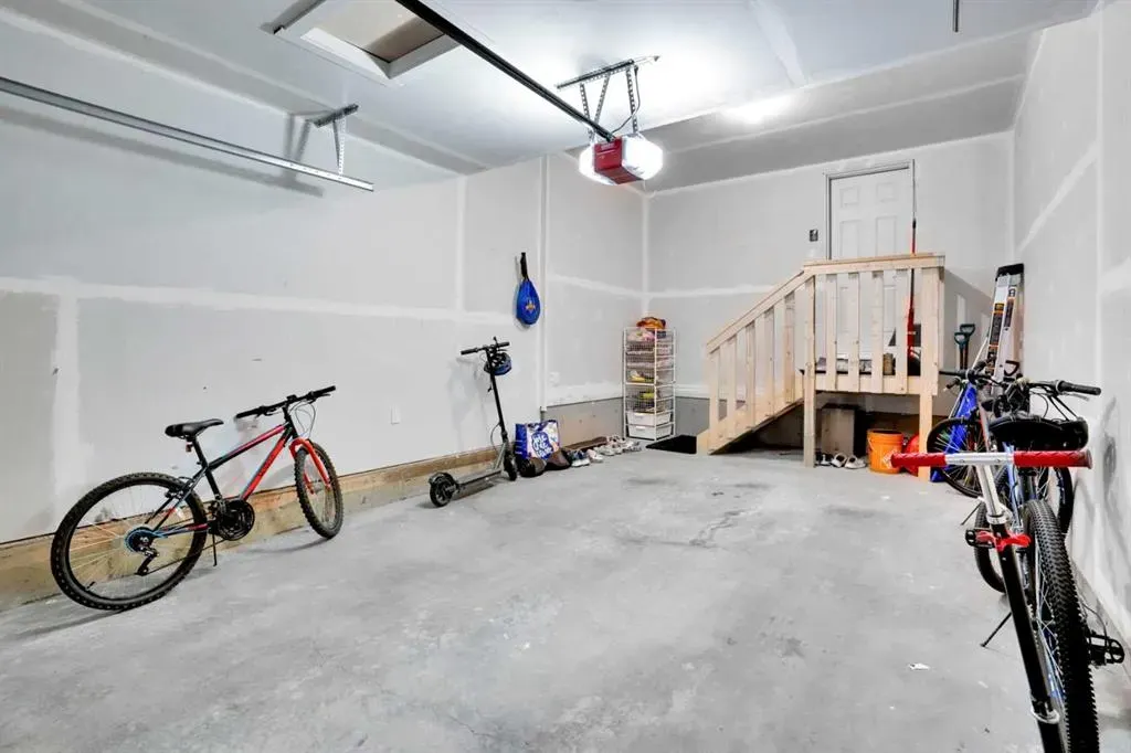 1457 Bayview Point SW