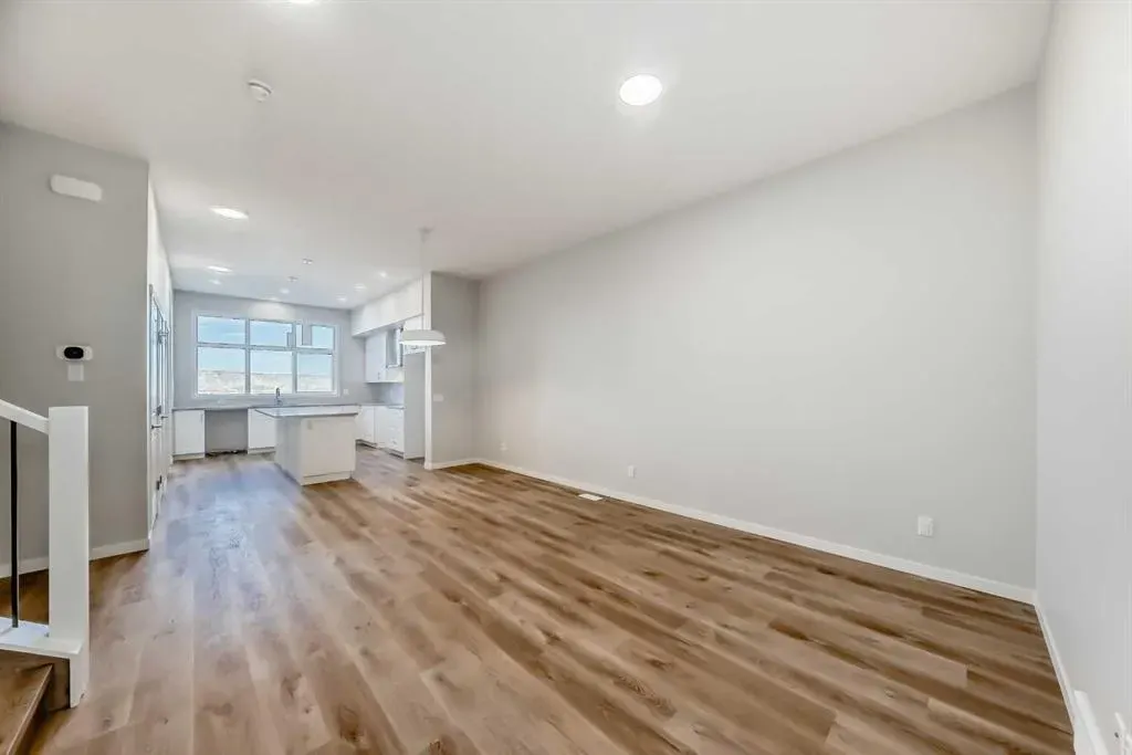 1058 Sawgrass Link NW