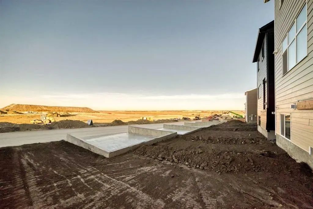 1058 Sawgrass Link NW