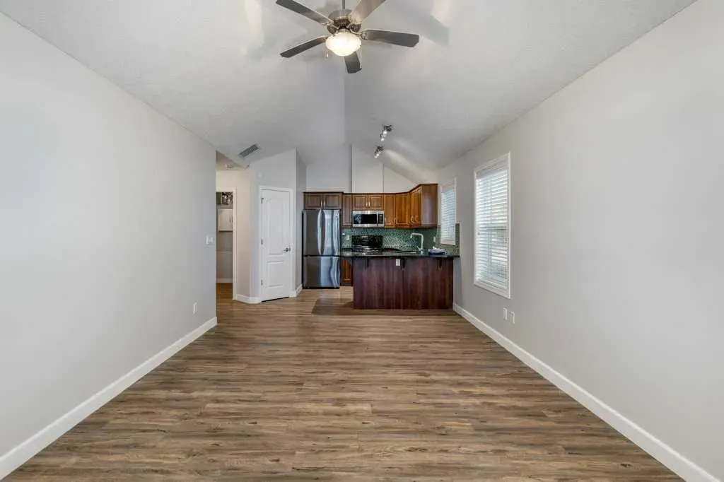 24 River Heights View, #13