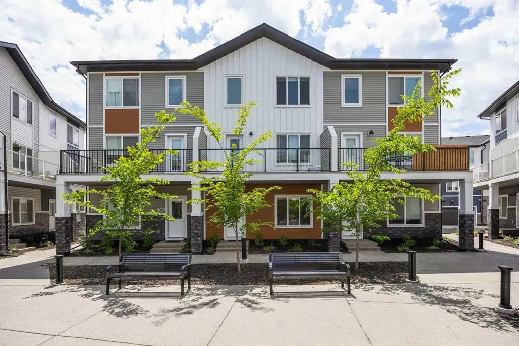 335 Creekside Boulevard SW, #802