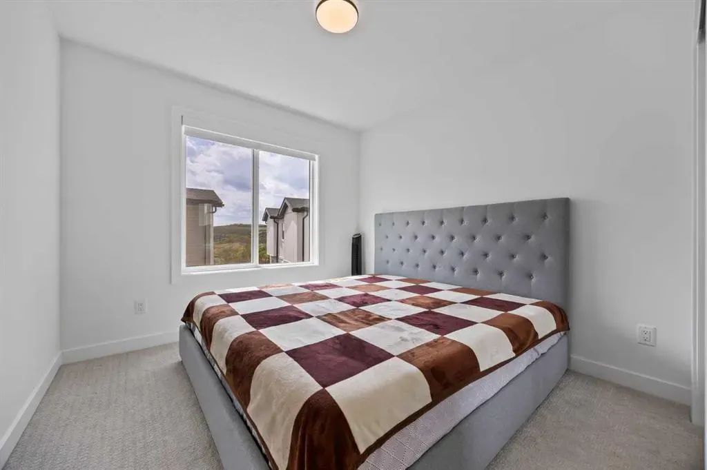 335 Creekside Boulevard SW, #802