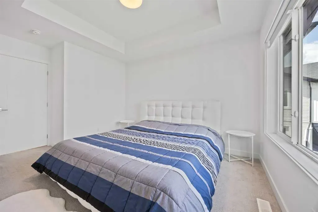 335 Creekside Boulevard SW, #802