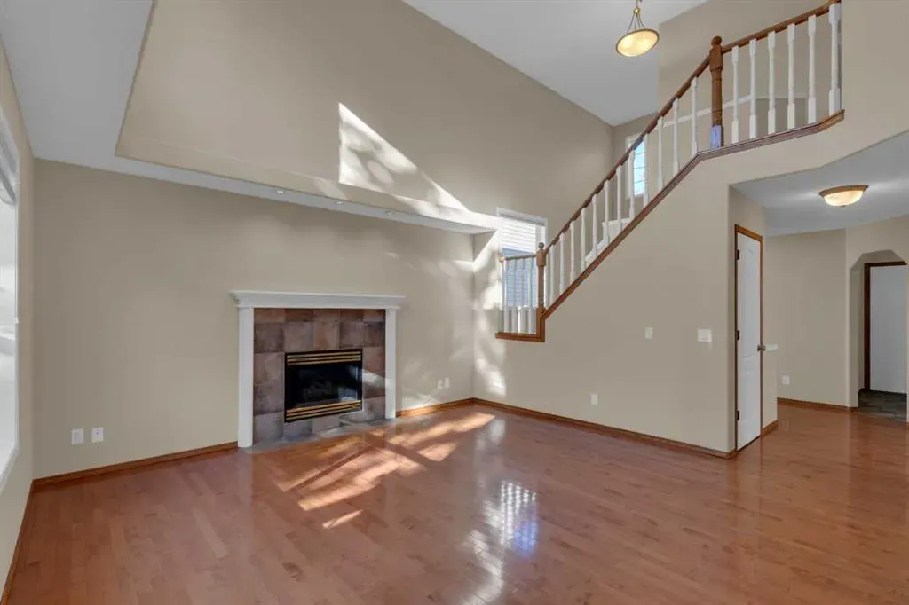 202 Citadel Circle NW