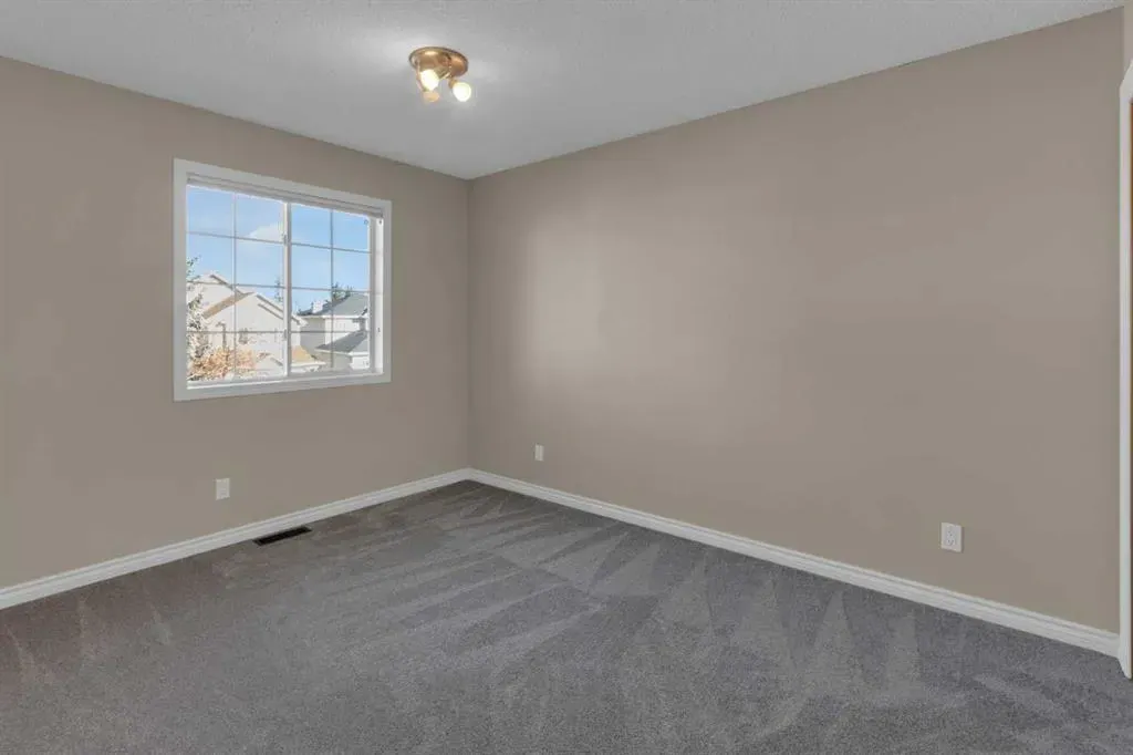 202 Citadel Circle NW