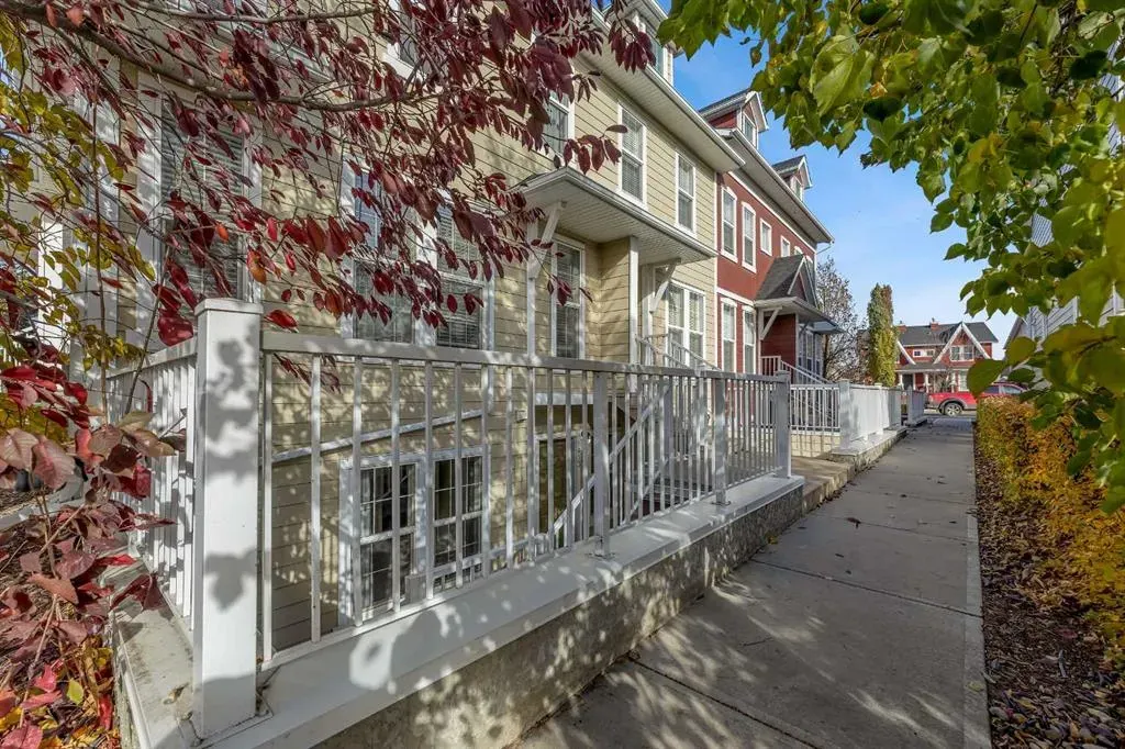 1013 Auburn Bay Circle SE