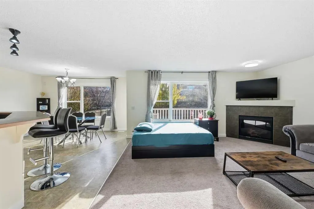 217 coopers Grove SW