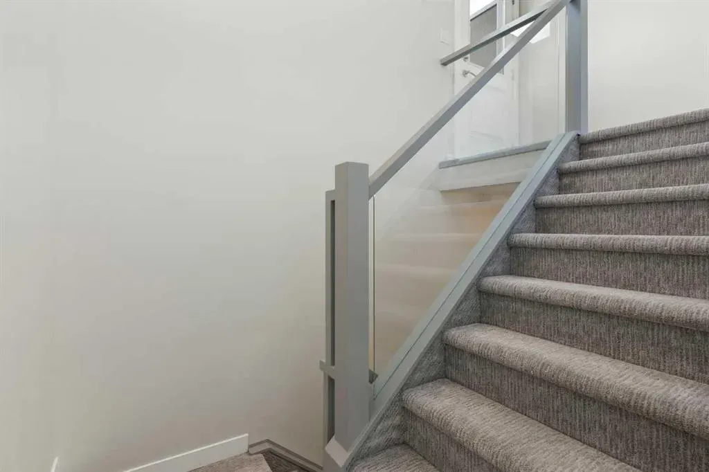 408 27 Avenue NE, #113