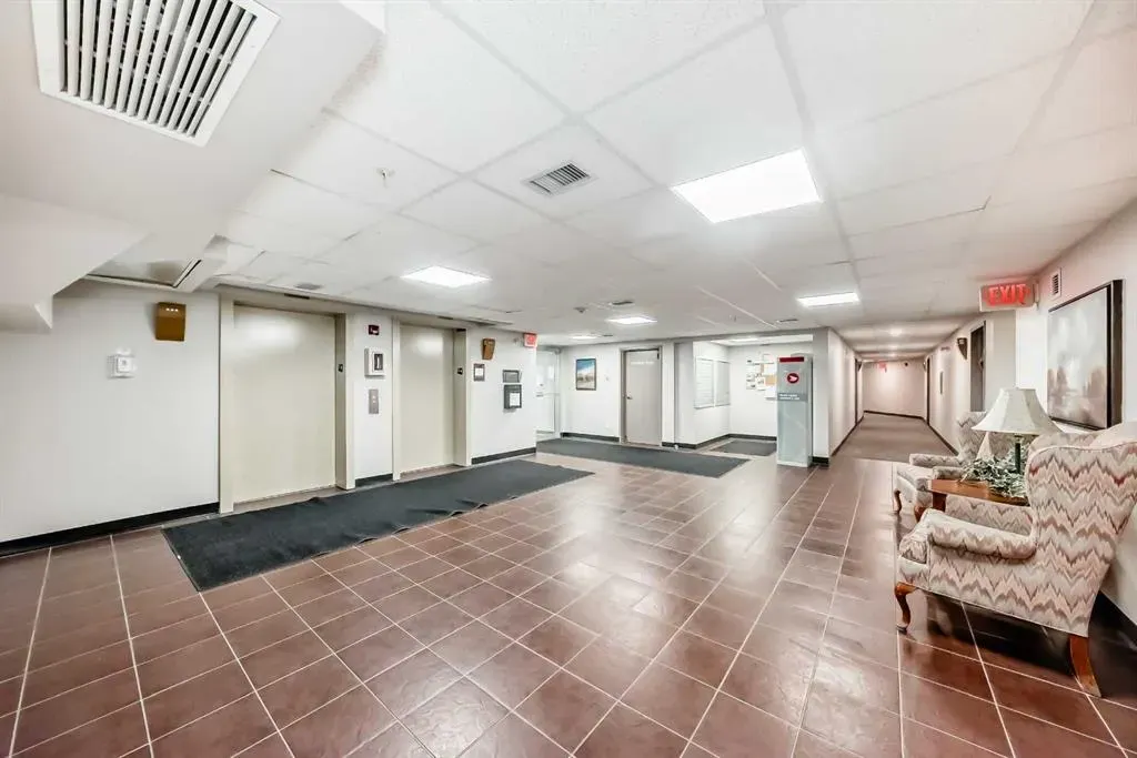 700 Willowbrook Road NW, #2212