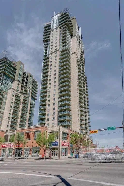 210 15 Avenue SE, #2008