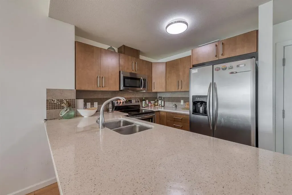 210 15 Avenue SE, #2008