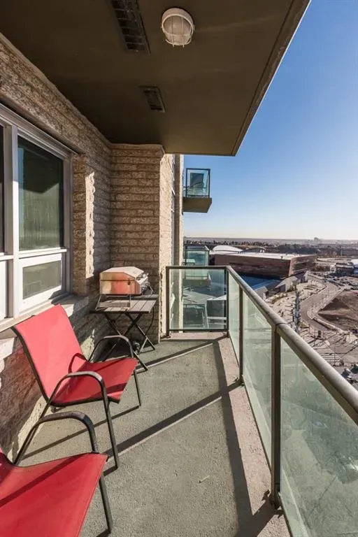 210 15 Avenue SE, #2008