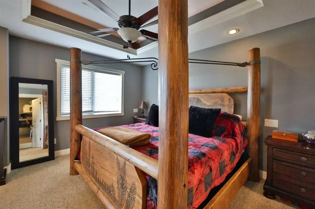 232 Sixmile Common S