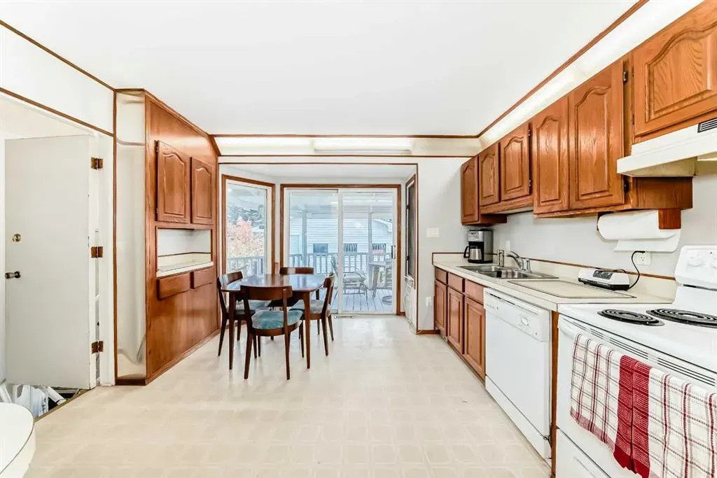 627 Seymour Avenue SW