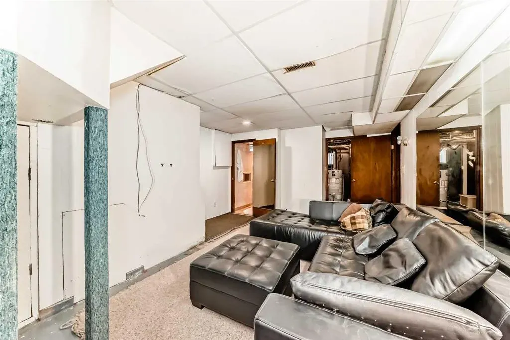 627 Seymour Avenue SW