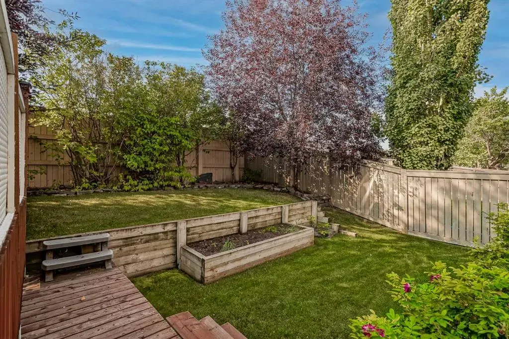 48 Chapala Square SE