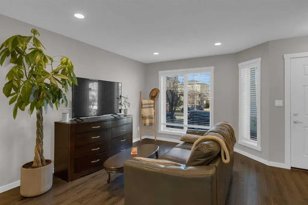 2400 Ravenswood View SE, #108