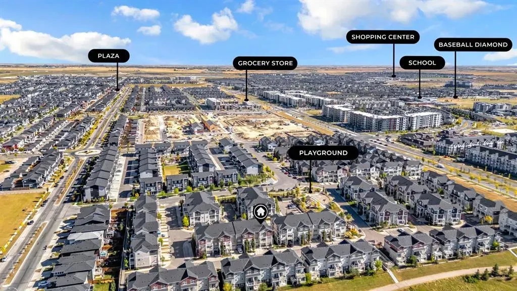 714 Redstone View NE