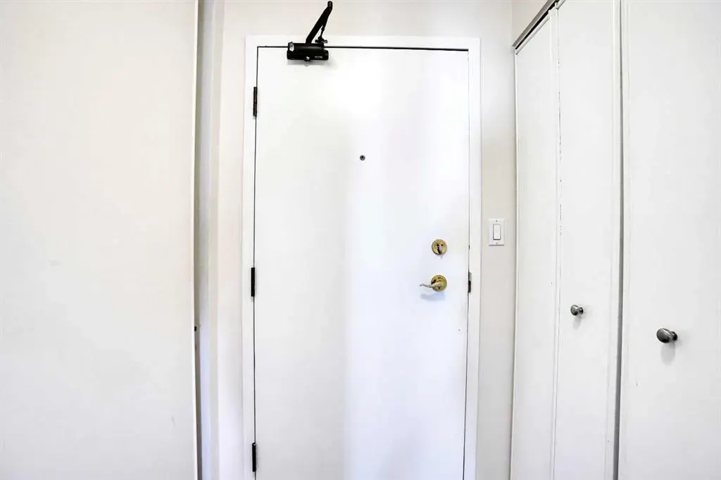 1334 12 Avenue SW, #305