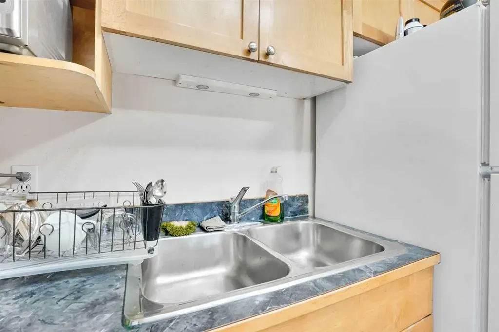 1334 12 Avenue SW, #305