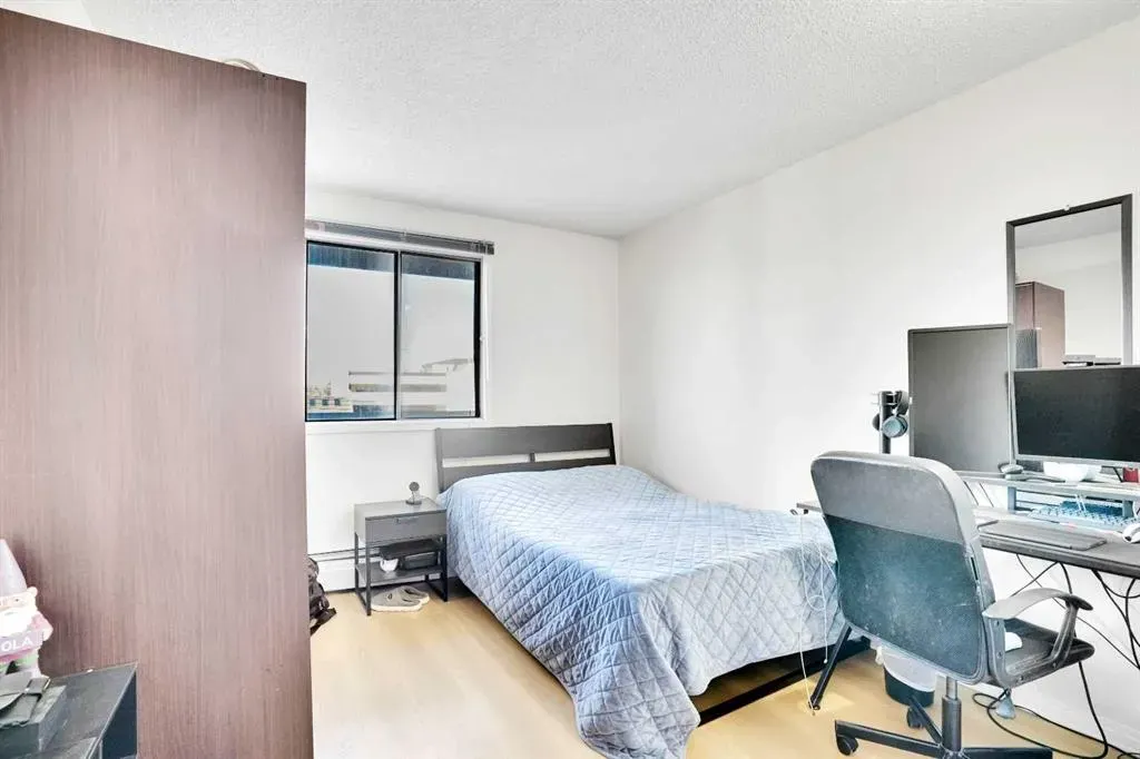 1334 12 Avenue SW, #305