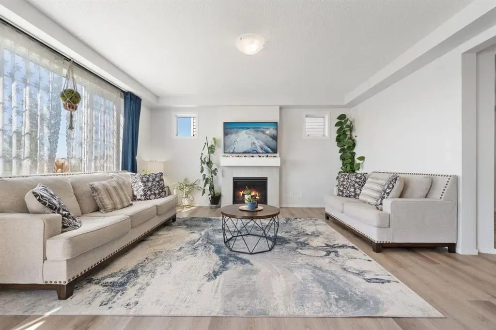 633 Windrow Manor SW