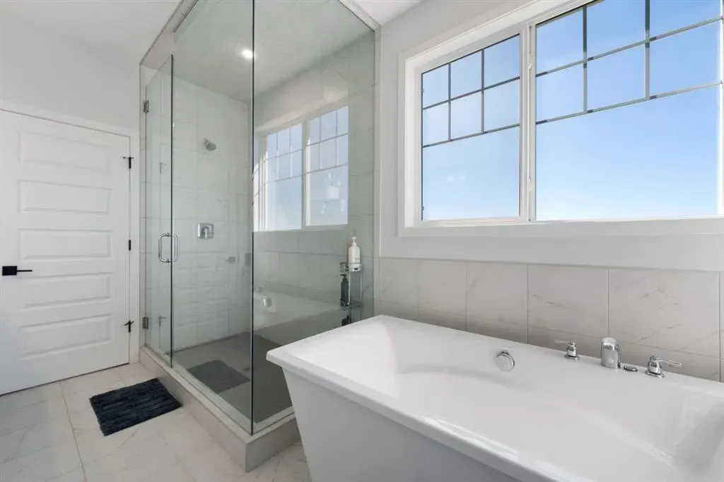 633 Windrow Manor SW