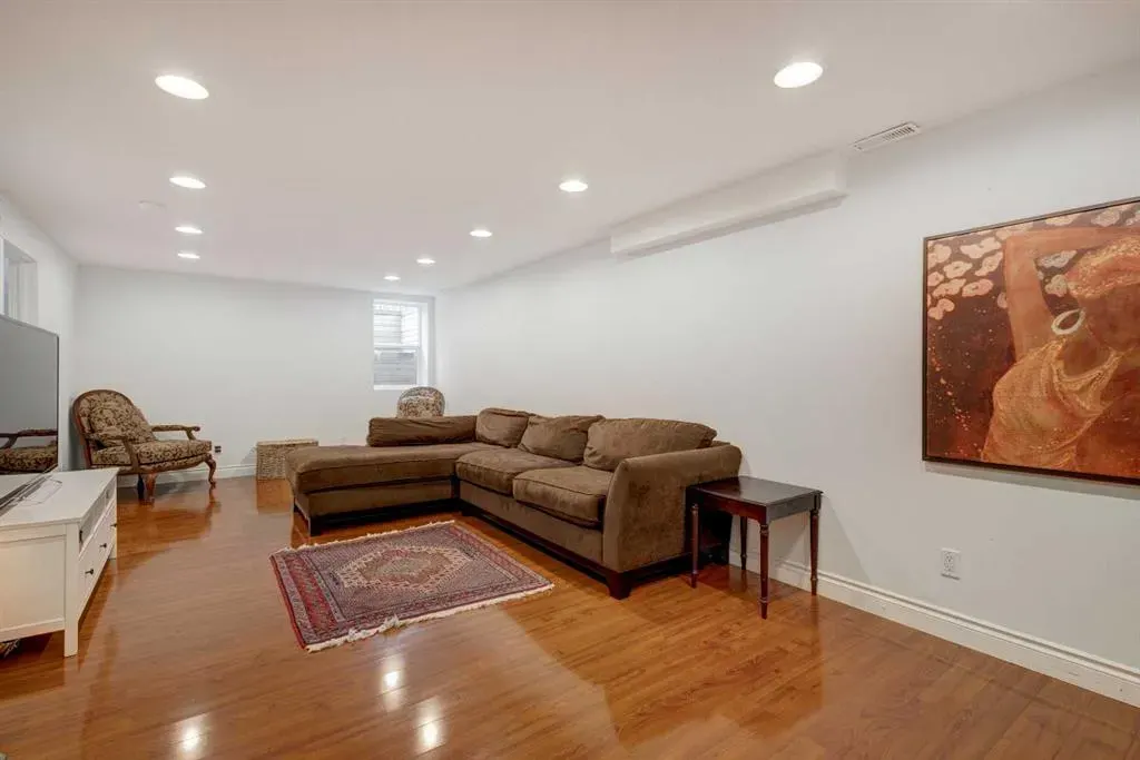 103 Pump Hill Place SW