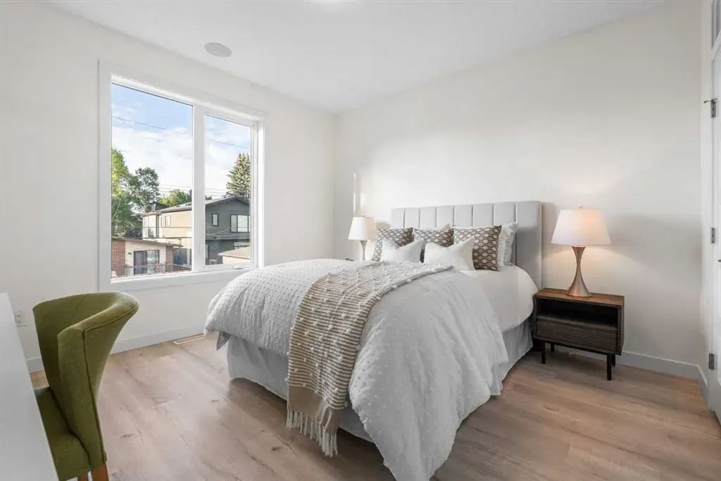 308 11 Avenue NE, #1