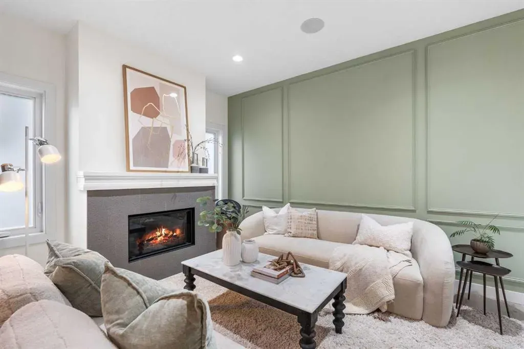 308 11 Avenue NE, #1