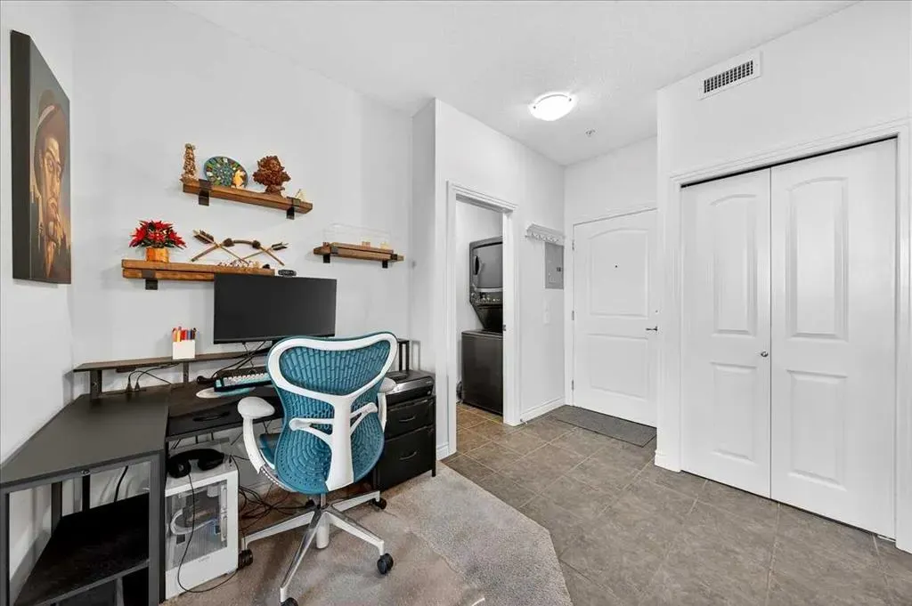 26 Val Gardena View SW, #253